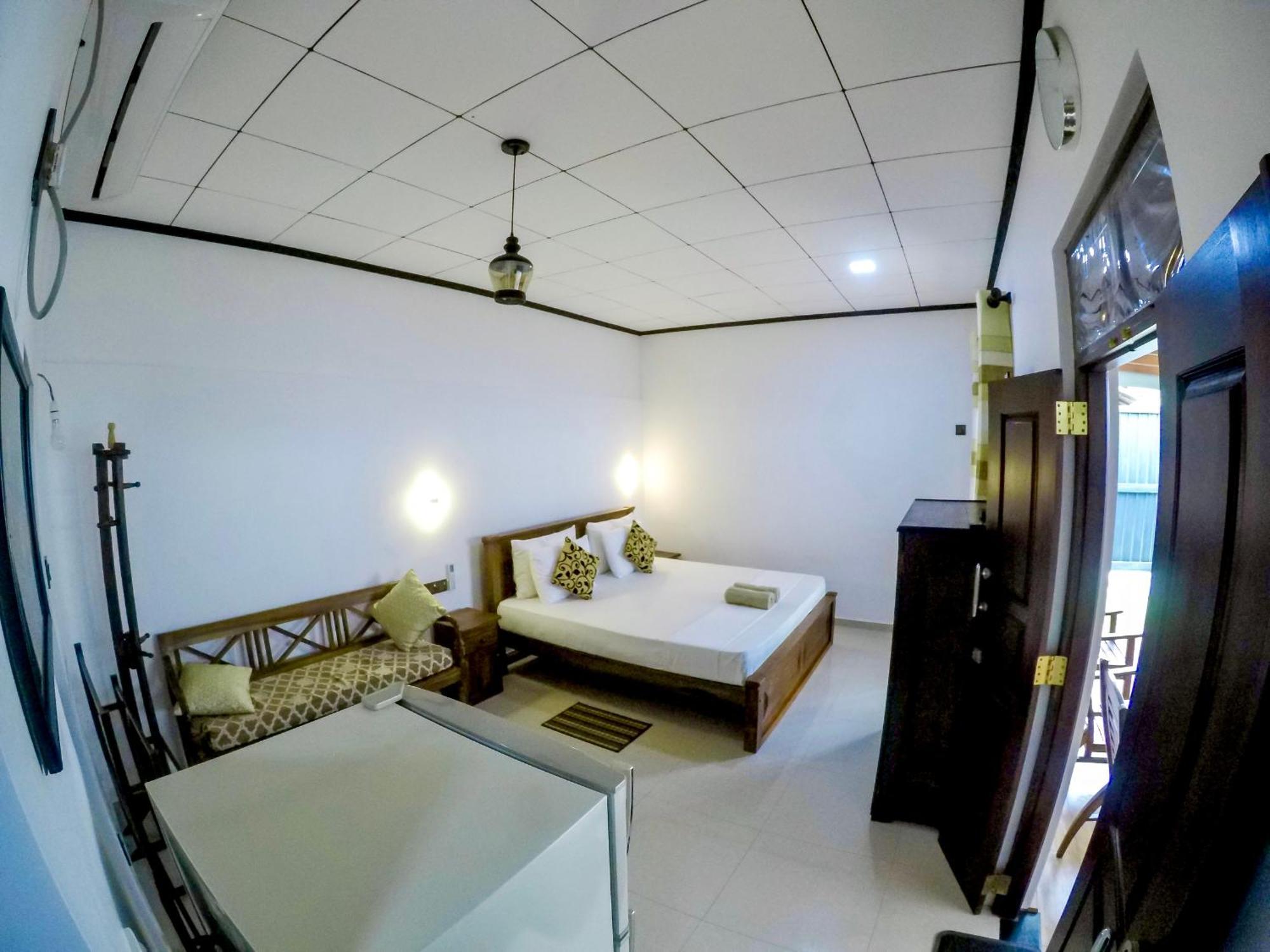 Hotel The Nook Hikkaduwa Exterior foto